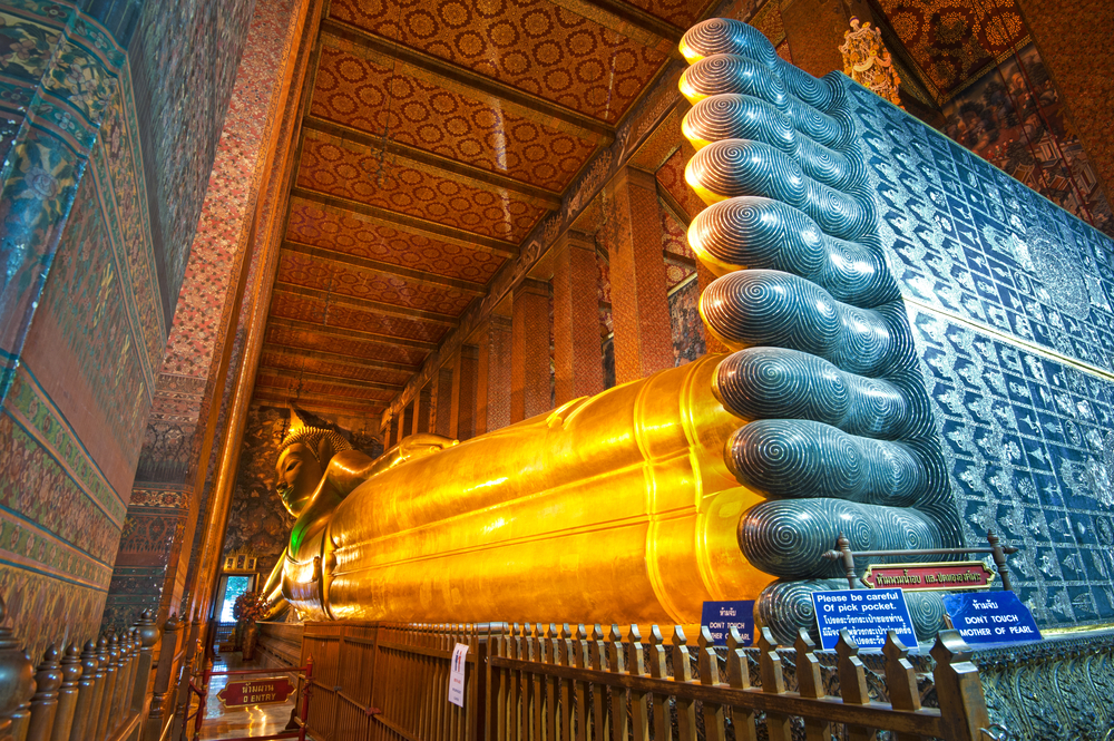 Monumentalny Leżący Budda w Wat Pho